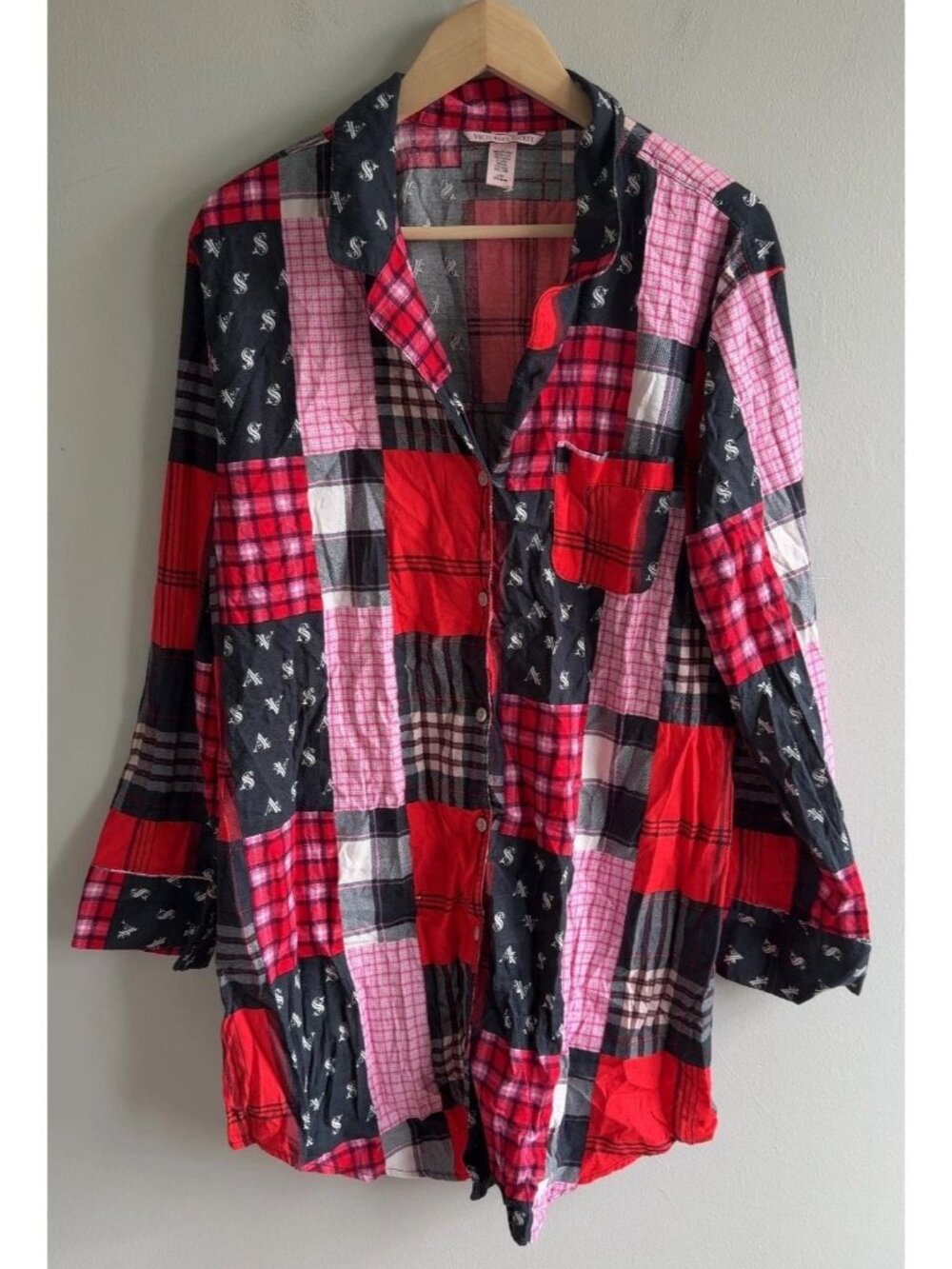Victoria’s Secret Patchwork Flannel Pajama Top Pink Red Button Down Size Large